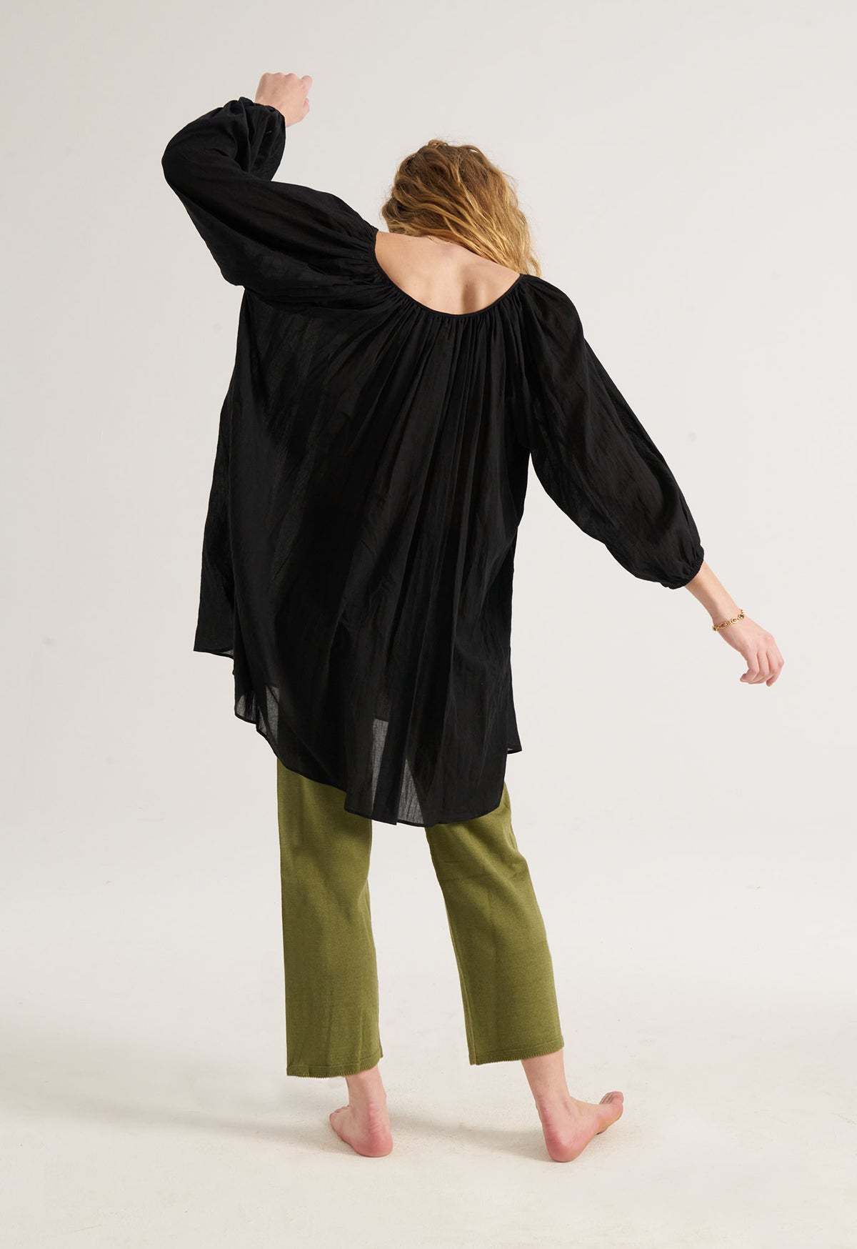 Peasant Tunic in Black – Loup Charmant