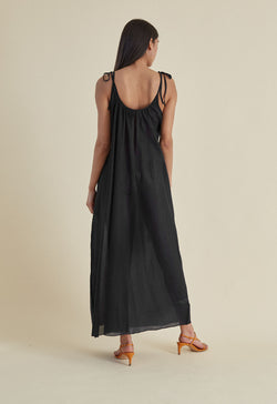 Maxi Slip in Black