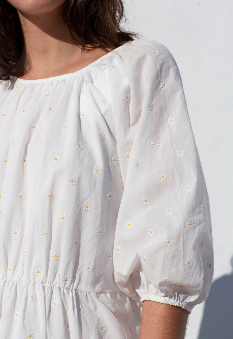 Soleil Dress in Daisy Embroidery